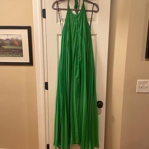 Green Halter Pleated Backless Maxi Dress